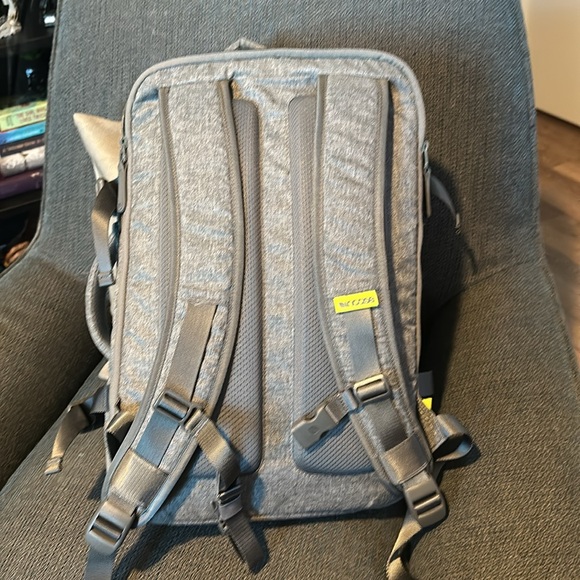 INCASE Backpack. Grey. Like New! - Picture 6 of 8